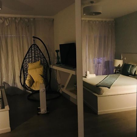 Brandao House Pansiyon Caparica Dış mekan fotoğraf
