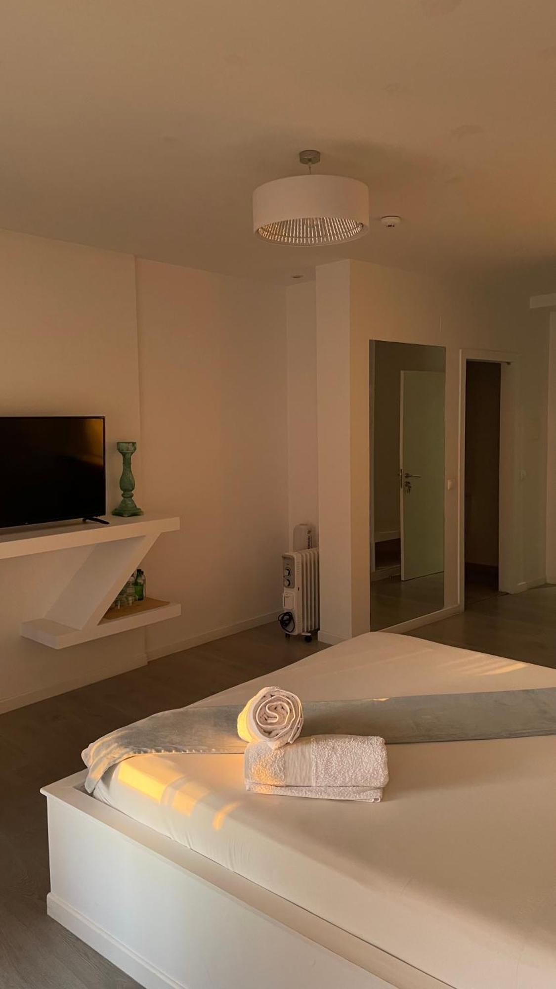 Brandao House Pansiyon Caparica Dış mekan fotoğraf