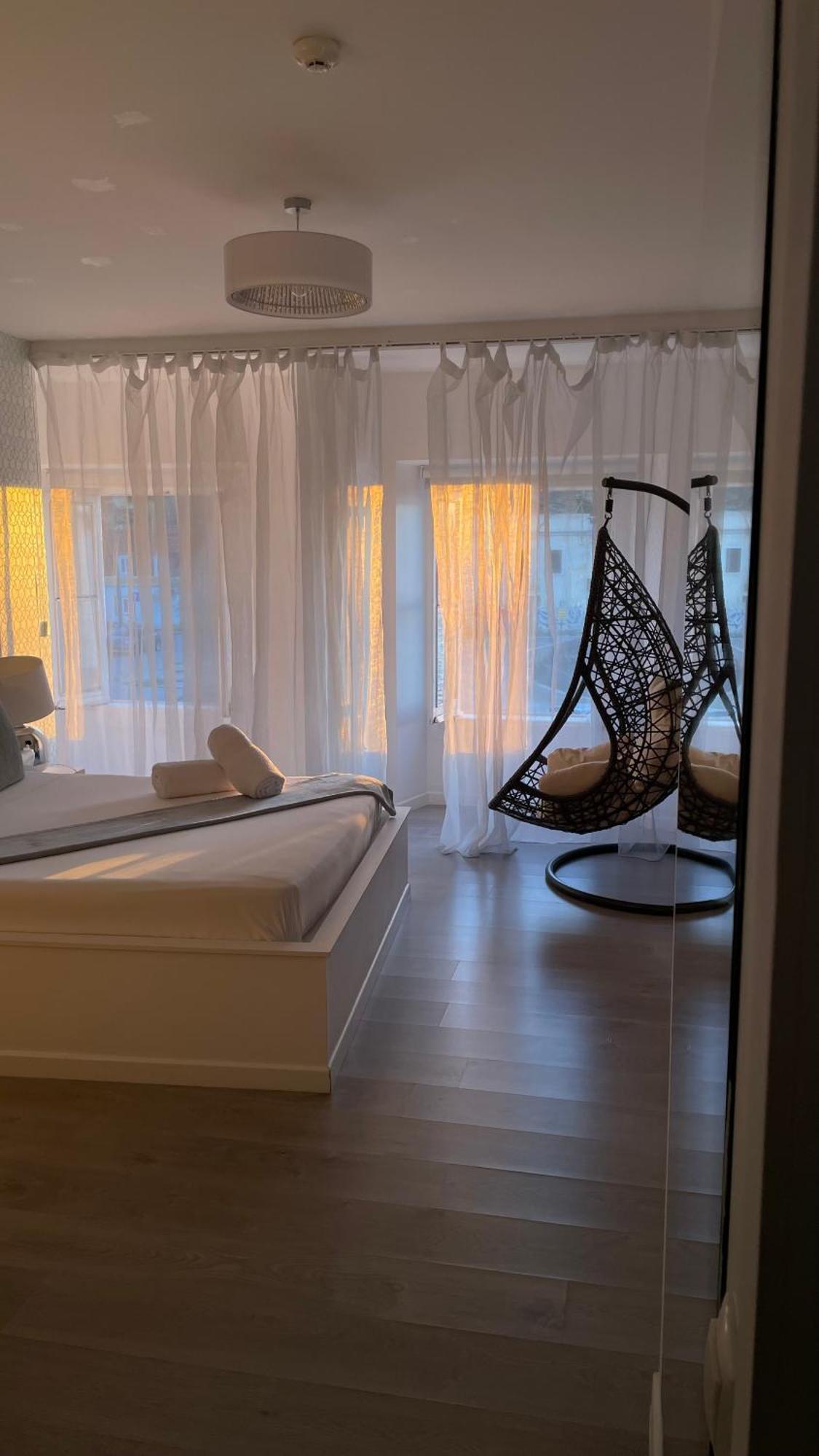 Brandao House Pansiyon Caparica Dış mekan fotoğraf