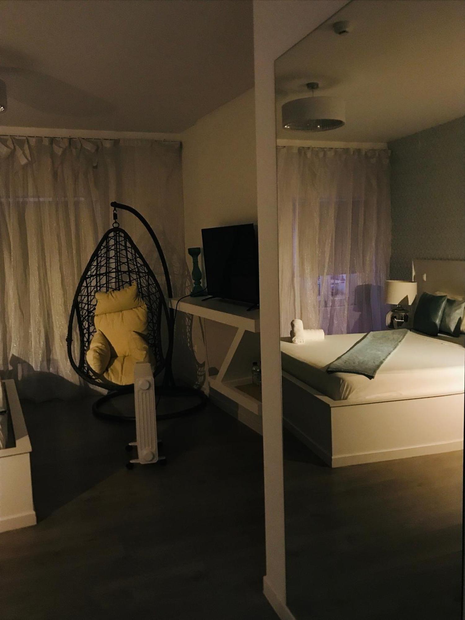 Brandao House Pansiyon Caparica Dış mekan fotoğraf